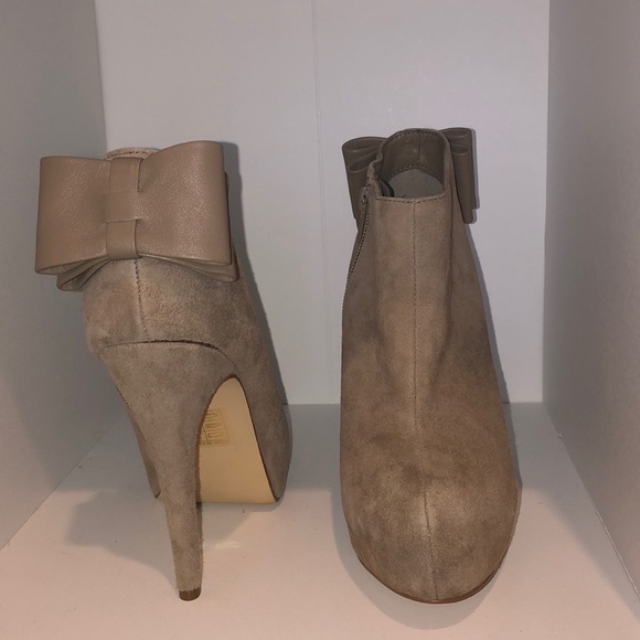 Dolce Vita Pumps - Picture 2 of 5